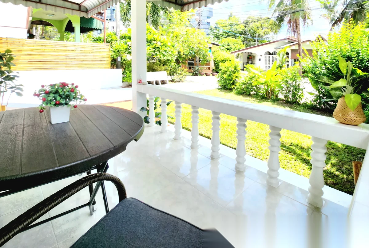 2 Bedroom House for rent · Patong · Garden View — photo 10