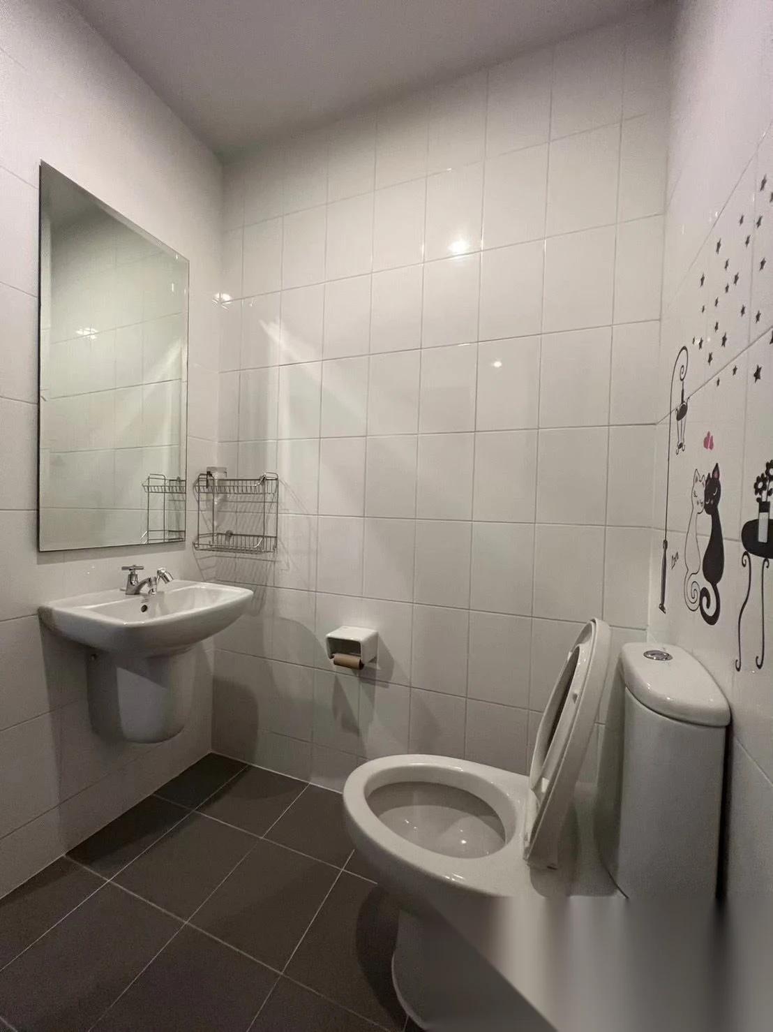 3 Bedroom Townhouse for rent at Sino Village complex · Phuket Town — photo 8
