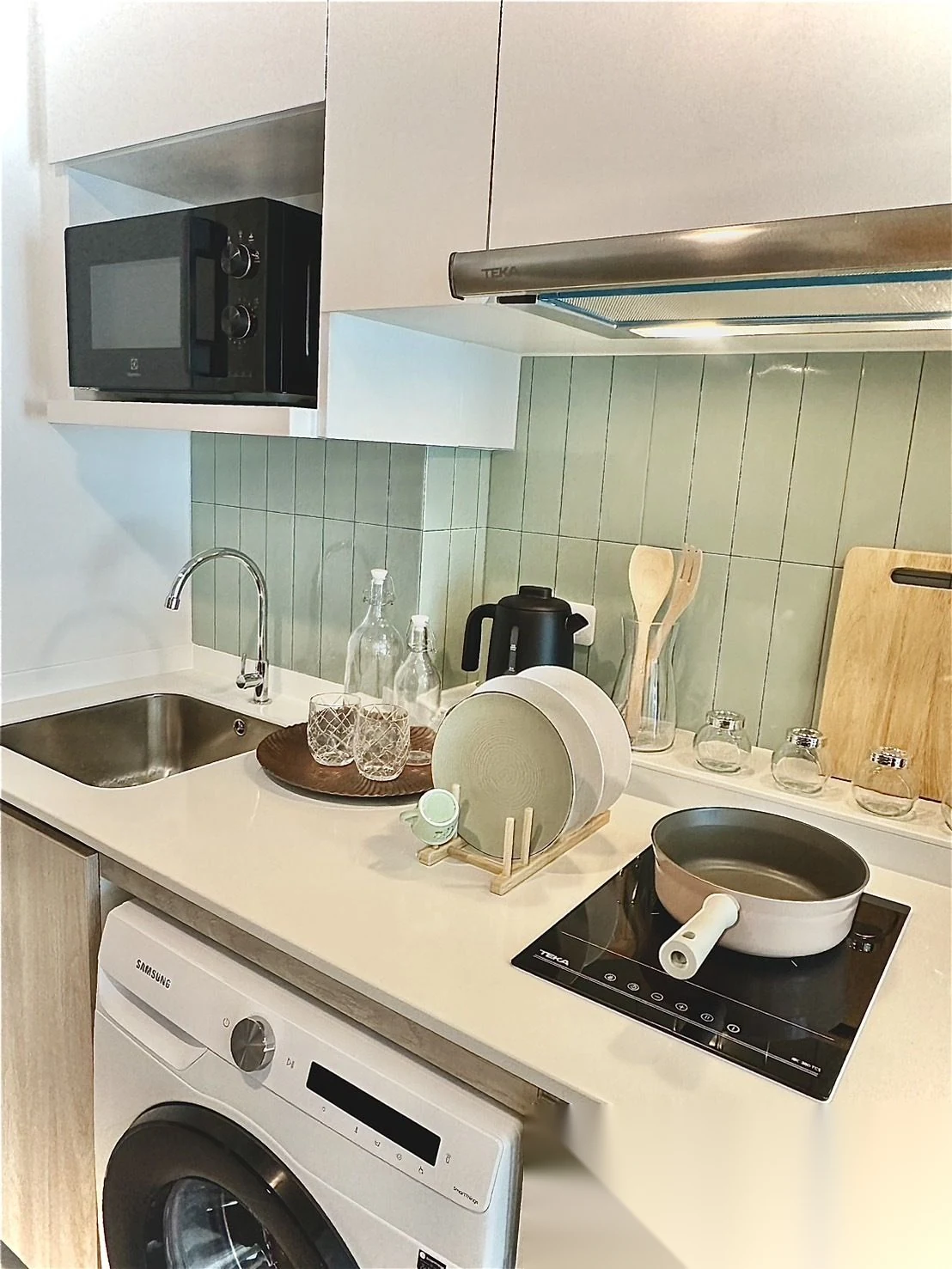 Studio Apartment for rent at Phyll Phuket by Central Pattana complex · Wichit · Pool View — photo 8