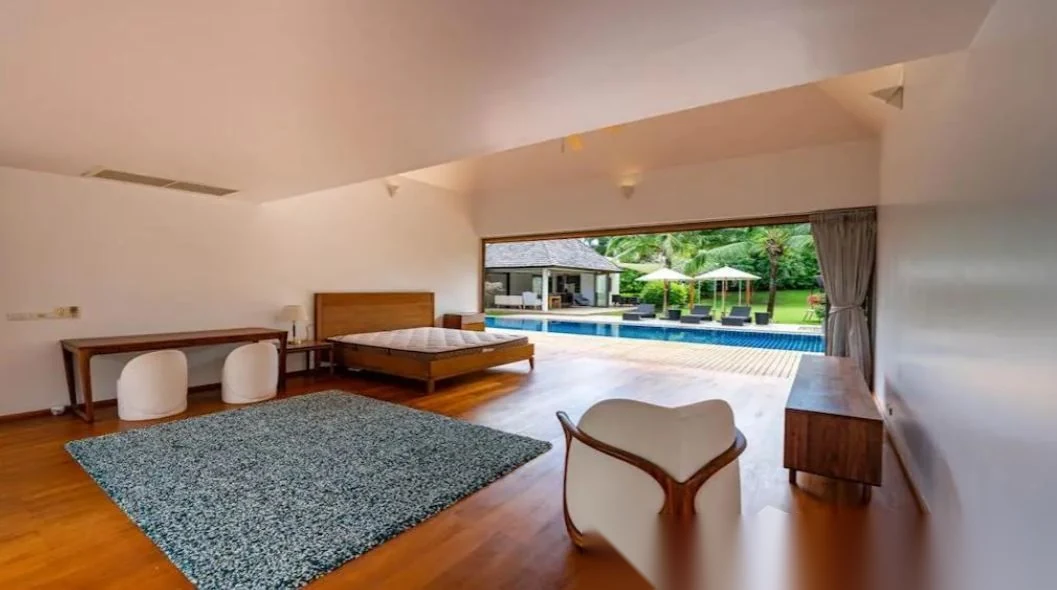 Вилла 4BR в комплексе Layan Hills Estate · Си Сунтон · Вид на бассейн — фото 4