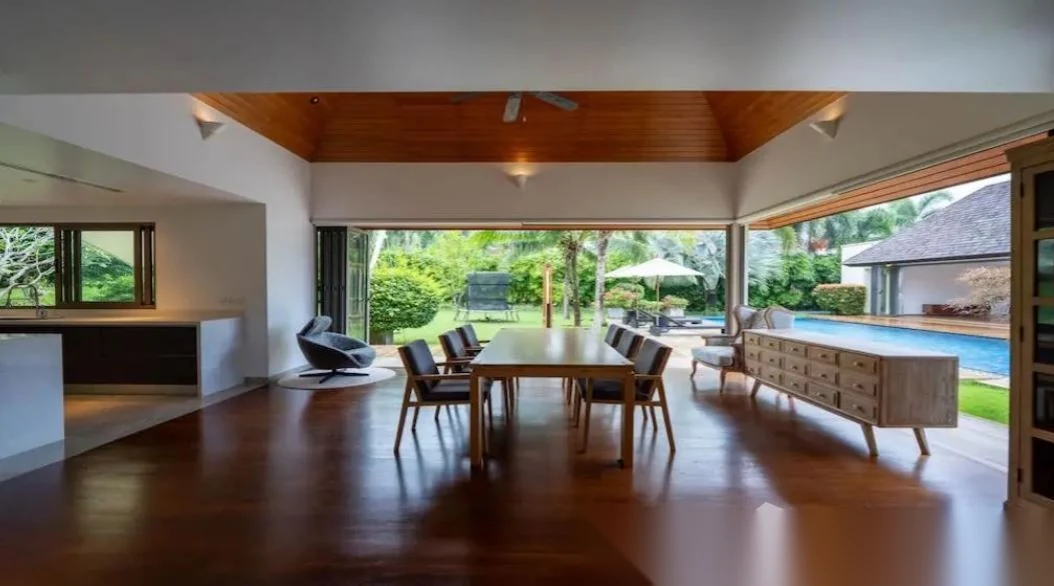 Вилла 4BR в комплексе Layan Hills Estate · Си Сунтон · Вид на бассейн — фото 8