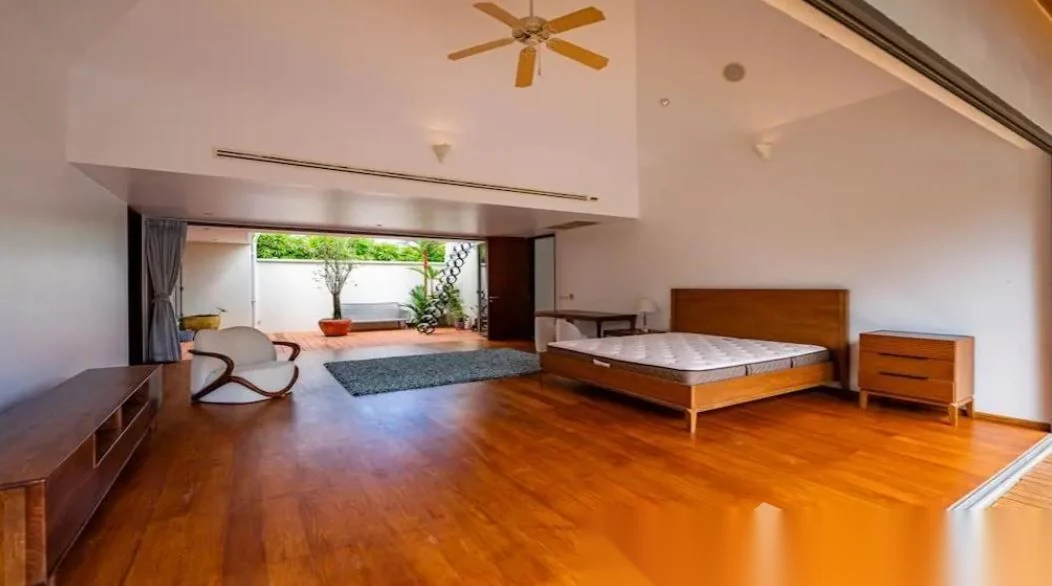 Вилла 4BR в комплексе Layan Hills Estate · Си Сунтон · Вид на бассейн — фото 12
