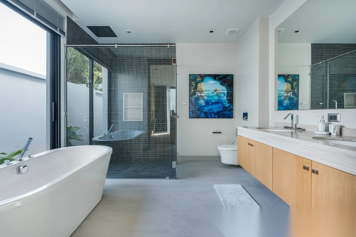 3 Bedroom Villa for rent at Botanica Modern Loft complex · Si Sunthon · Pool View — photo 5