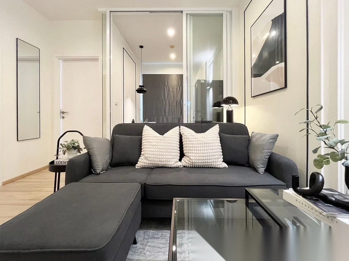 1 Bedroom Apartment for rent at The Base Uptown complex · Phuket Town · Pool View — photo 3