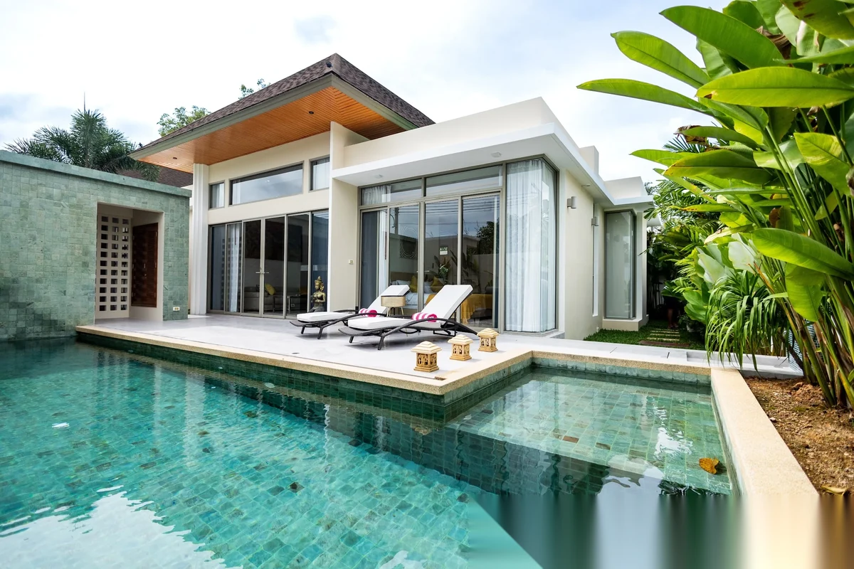 3 Bedroom House for rent at Khanaen Pool Villa complex · Thep Krasattri · Pool View — photo 2