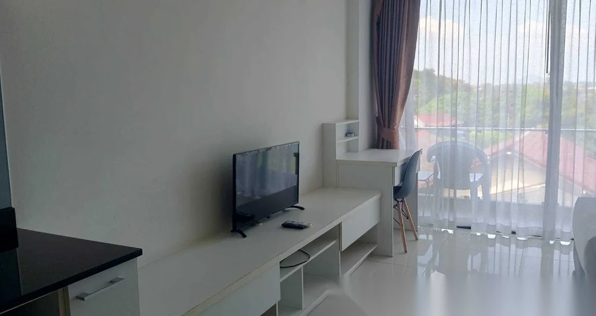 Апартаменты студия в ЖК The Pixels Cape Panwa Condo · Вичит · Вид на бассейн — фото 2