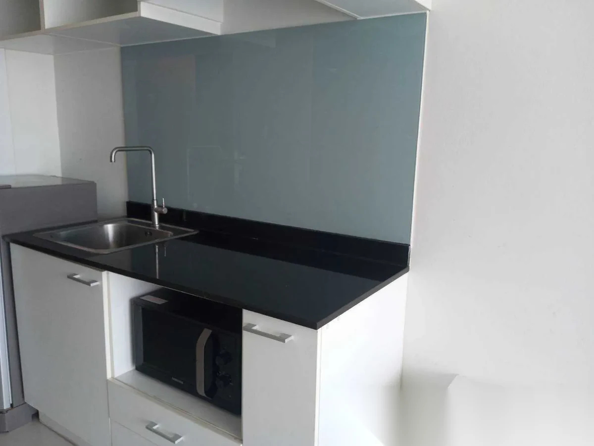 Апартаменты студия в ЖК The Pixels Cape Panwa Condo · Вичит · Вид на бассейн — фото 7