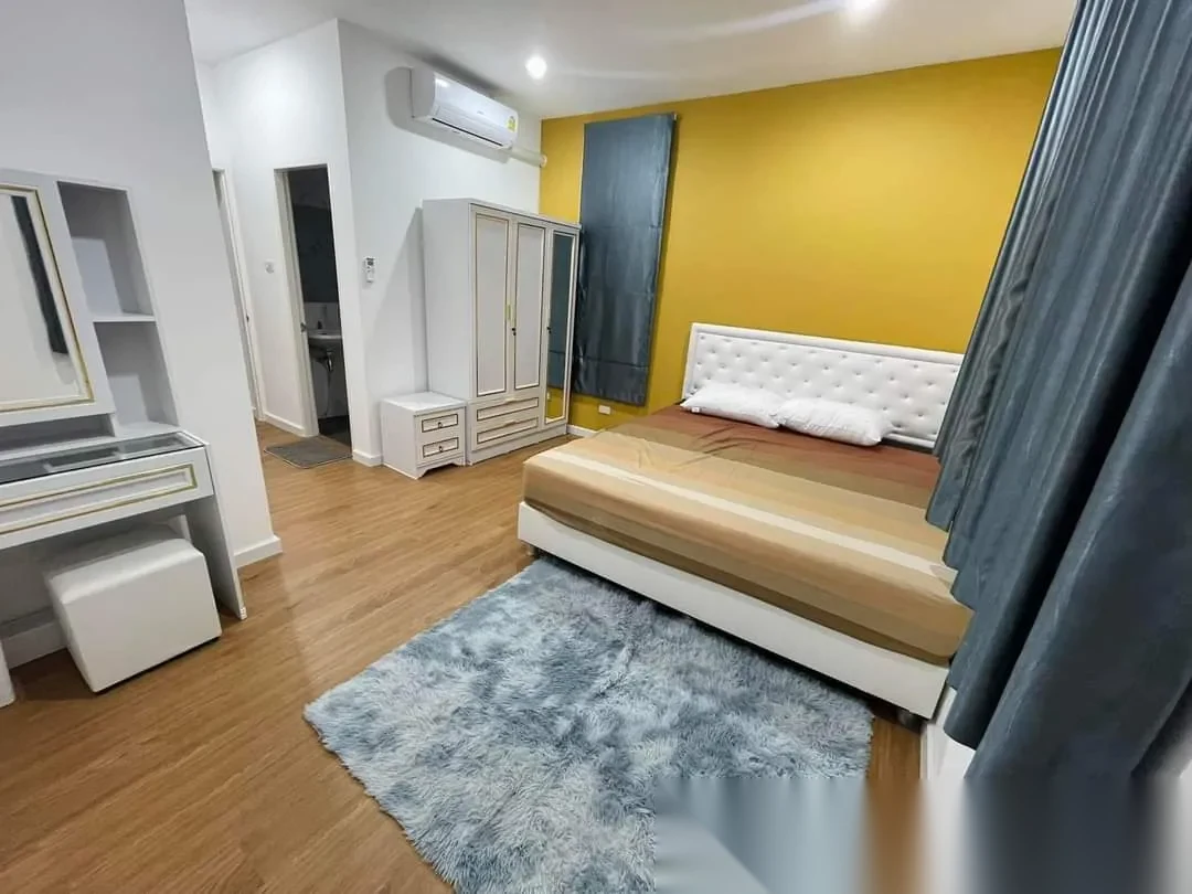 Дом 2BR в комплексе Smileville X2 Bang Jo · Си Сунтон · Вид в сад — фото 7