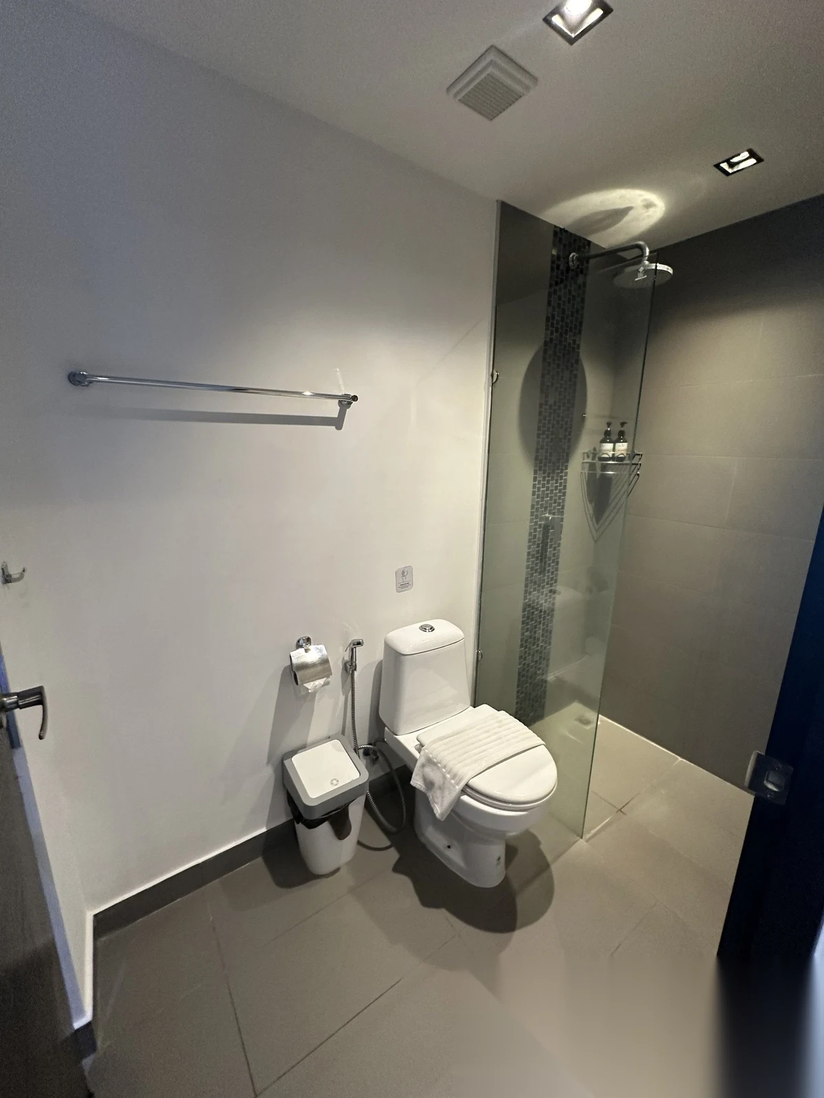 1 Bedroom Apartment for rent at NOON Village Tower I complex · Chalong — photo 4