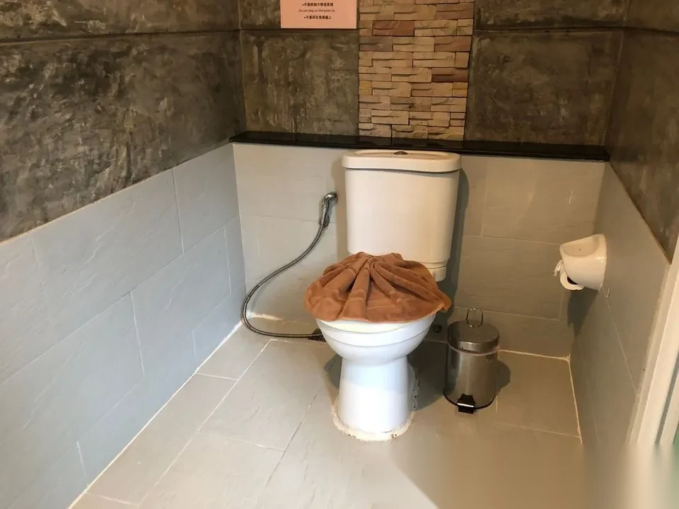 2 Bedroom Villa for rent at De Palm Pool Villa complex · Thep Krasattri · Lake View — photo 4
