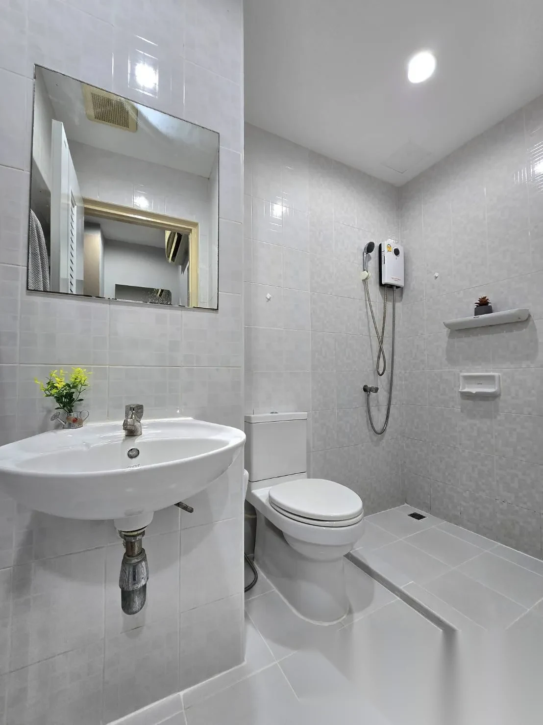 1 Bedroom Apartment for sale at Zcape I complex · Choeng Thale — photo 7