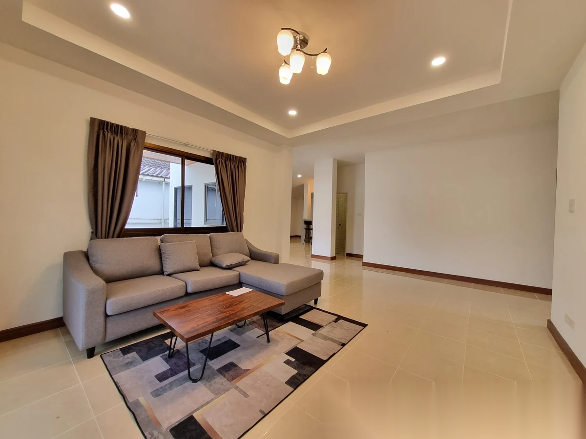 3 Bedroom Villa for rent at Baan Suan Neramit 5 complex · Si Sunthon · Pool View — photo 5