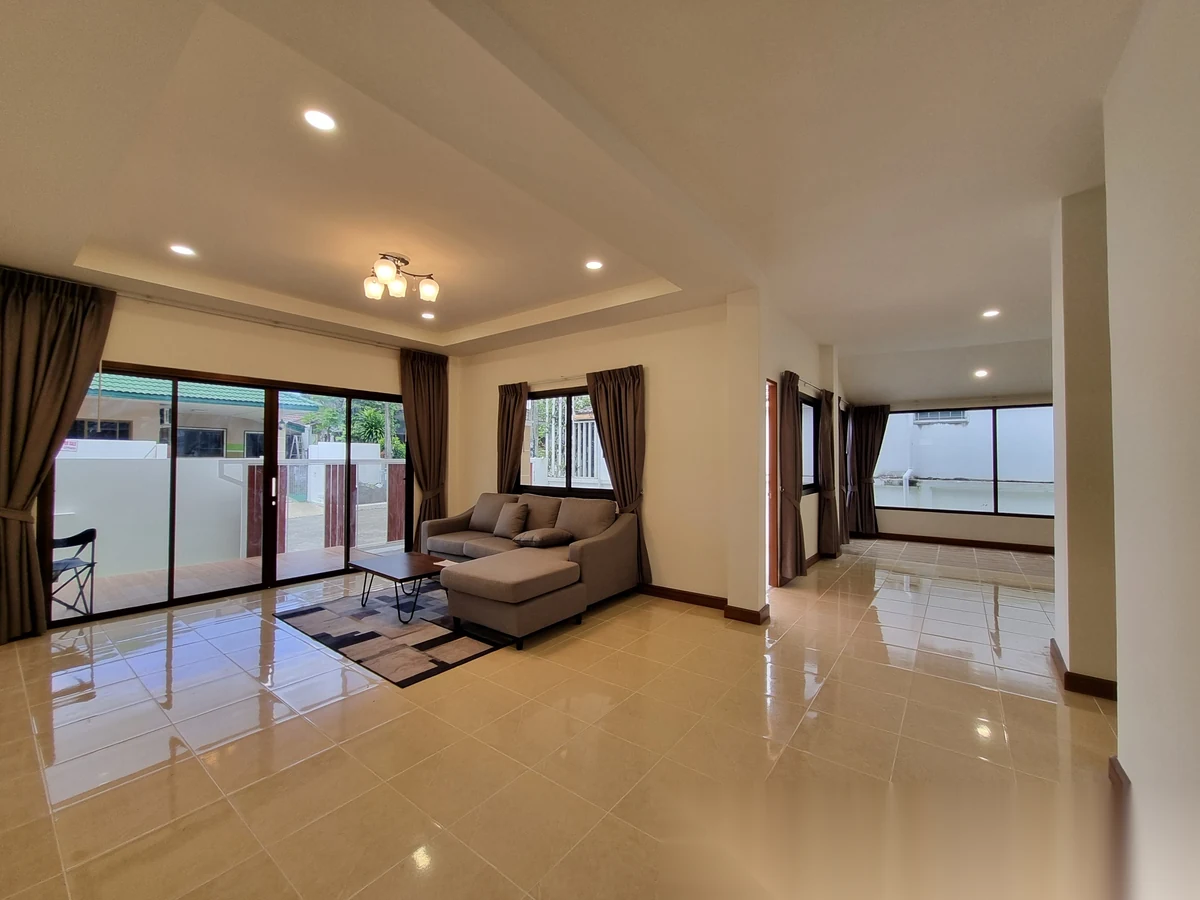 3 Bedroom Villa for rent at Baan Suan Neramit 5 complex · Si Sunthon · Pool View — photo 8
