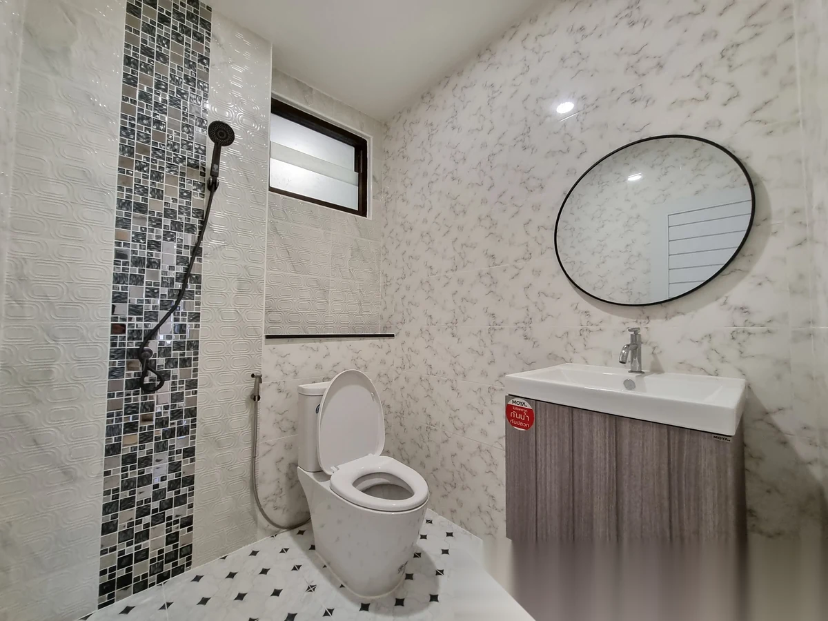 3 Bedroom Villa for rent at Baan Suan Neramit 5 complex · Si Sunthon · Pool View — photo 11