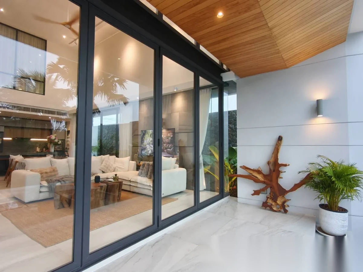 4 Bedroom Villa for sale · Pool View — photo 7