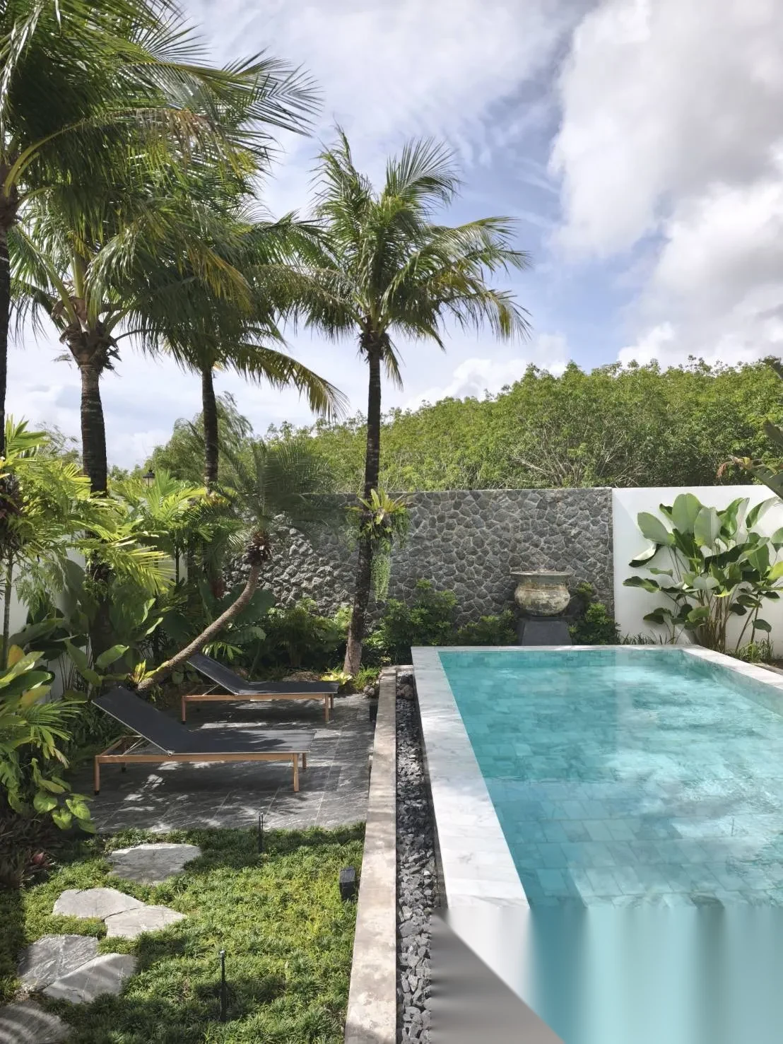 4 Bedroom Villa for sale · Pool View — photo 14