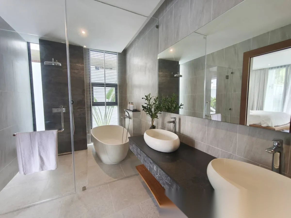 4 Bedroom Villa for sale · Pool View — photo 30