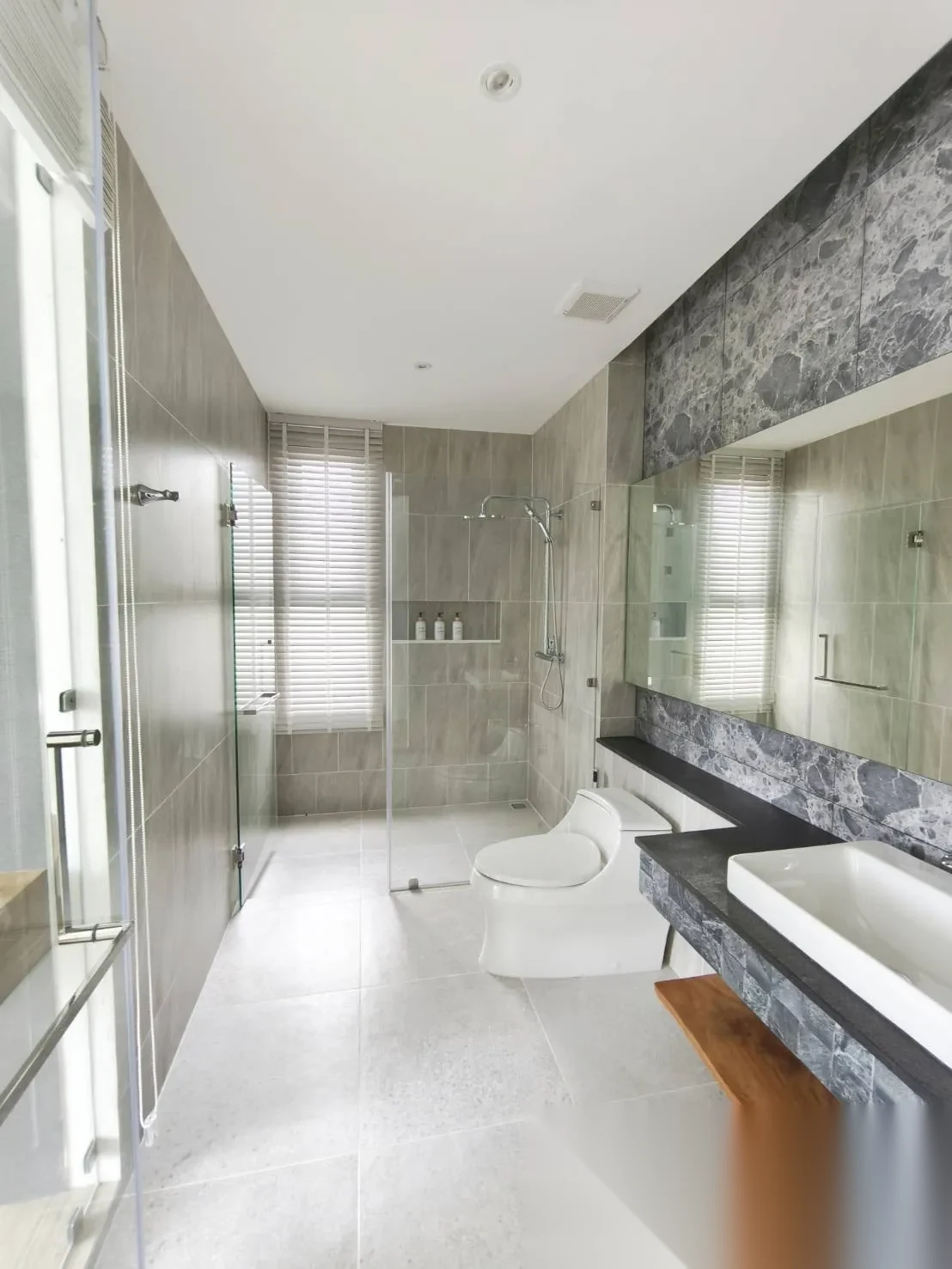 4 Bedroom Villa for sale · Pool View — photo 33