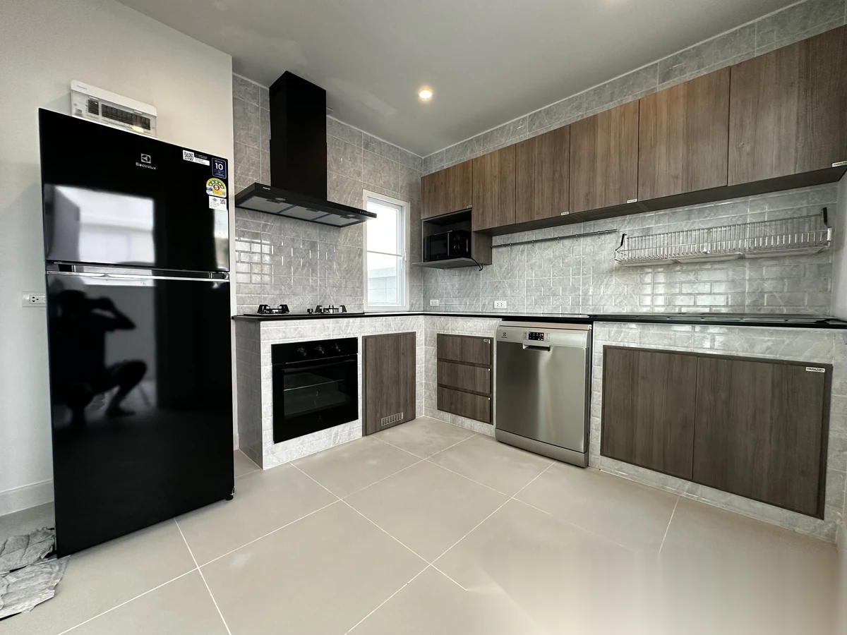 3 Bedroom House for rent at Supalai Palm Spring Banpon Phuket complex · Si Sunthon · Garden View — photo 2