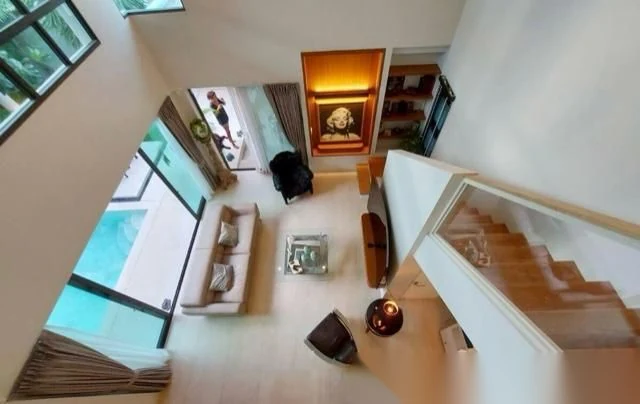 Вилла 3BR в комплексе Vinzita Pool Villas · Си Сунтон · Вид на бассейн — фото 2
