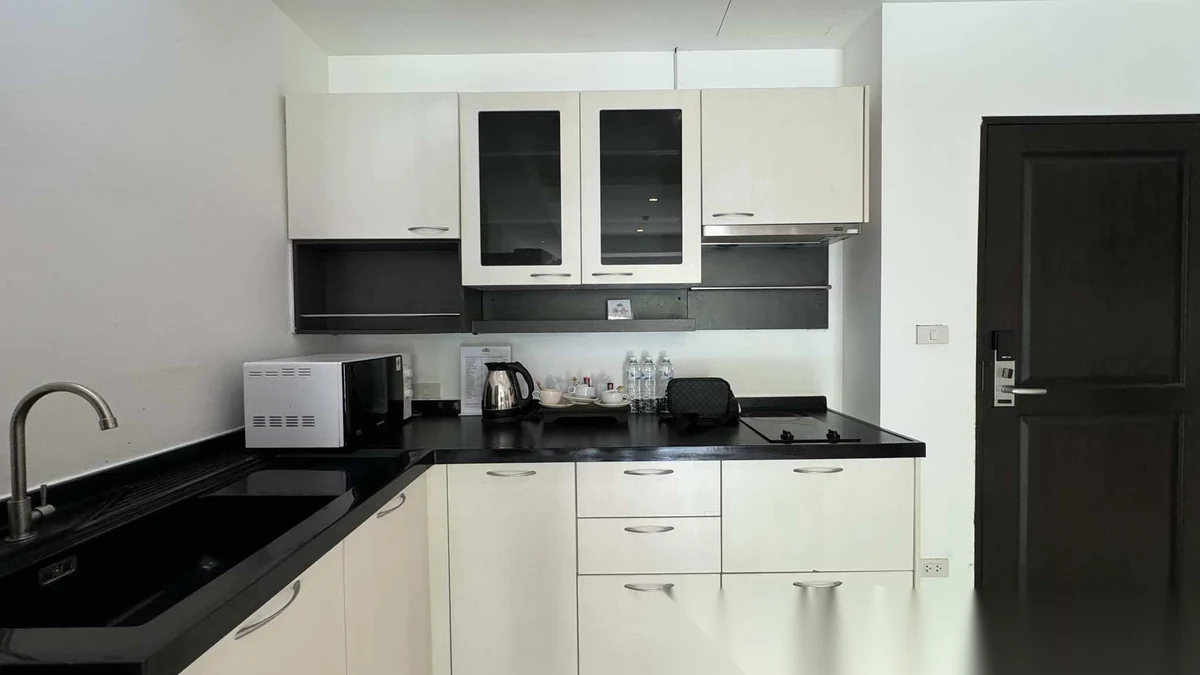 2 Bedroom Apartment for rent at Phuket Seaview Resotel complex · Rawai · Pool View — photo 4