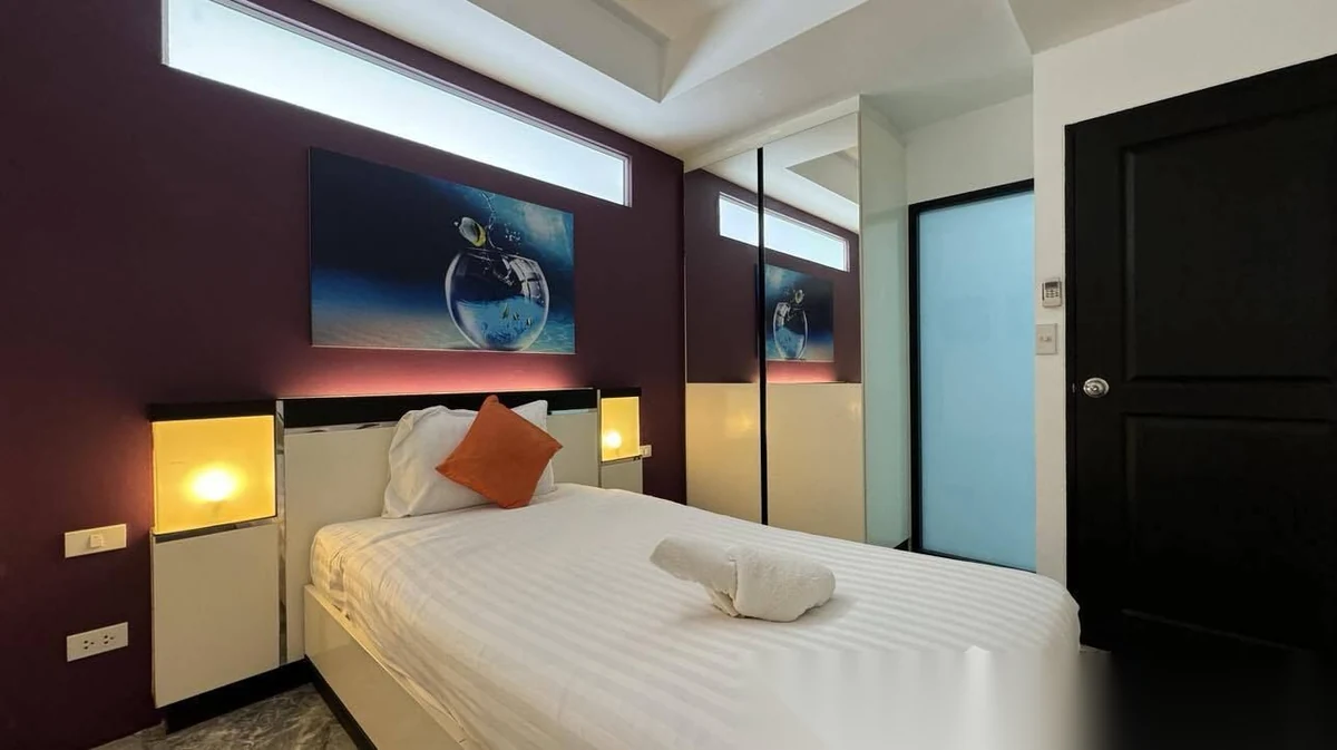 Апартаменты 2BR в ЖК Phuket Seaview Resotel · Раваи · Вид на бассейн — фото 12
