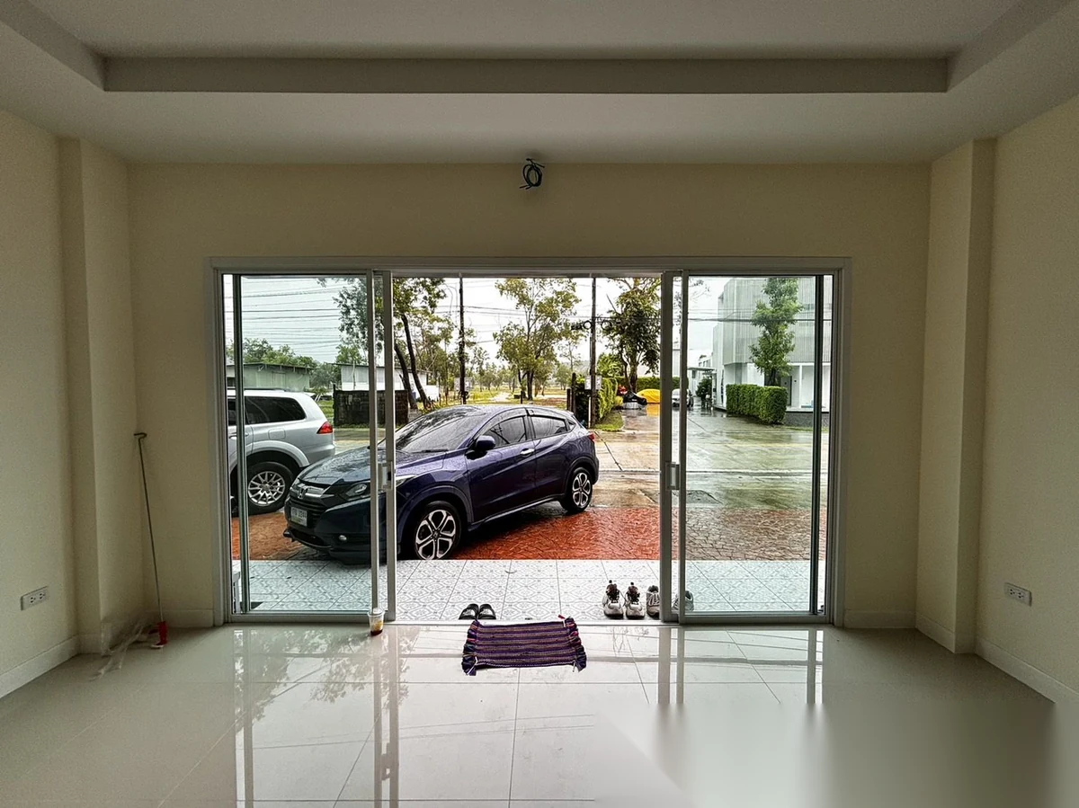 3 Bedroom Townhouse for rent · Phuket Town — photo 3