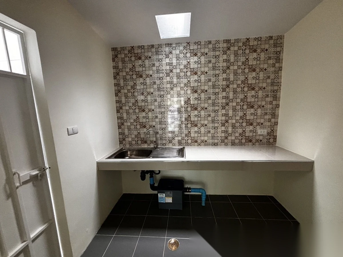 3 Bedroom Townhouse for rent · Phuket Town — photo 4