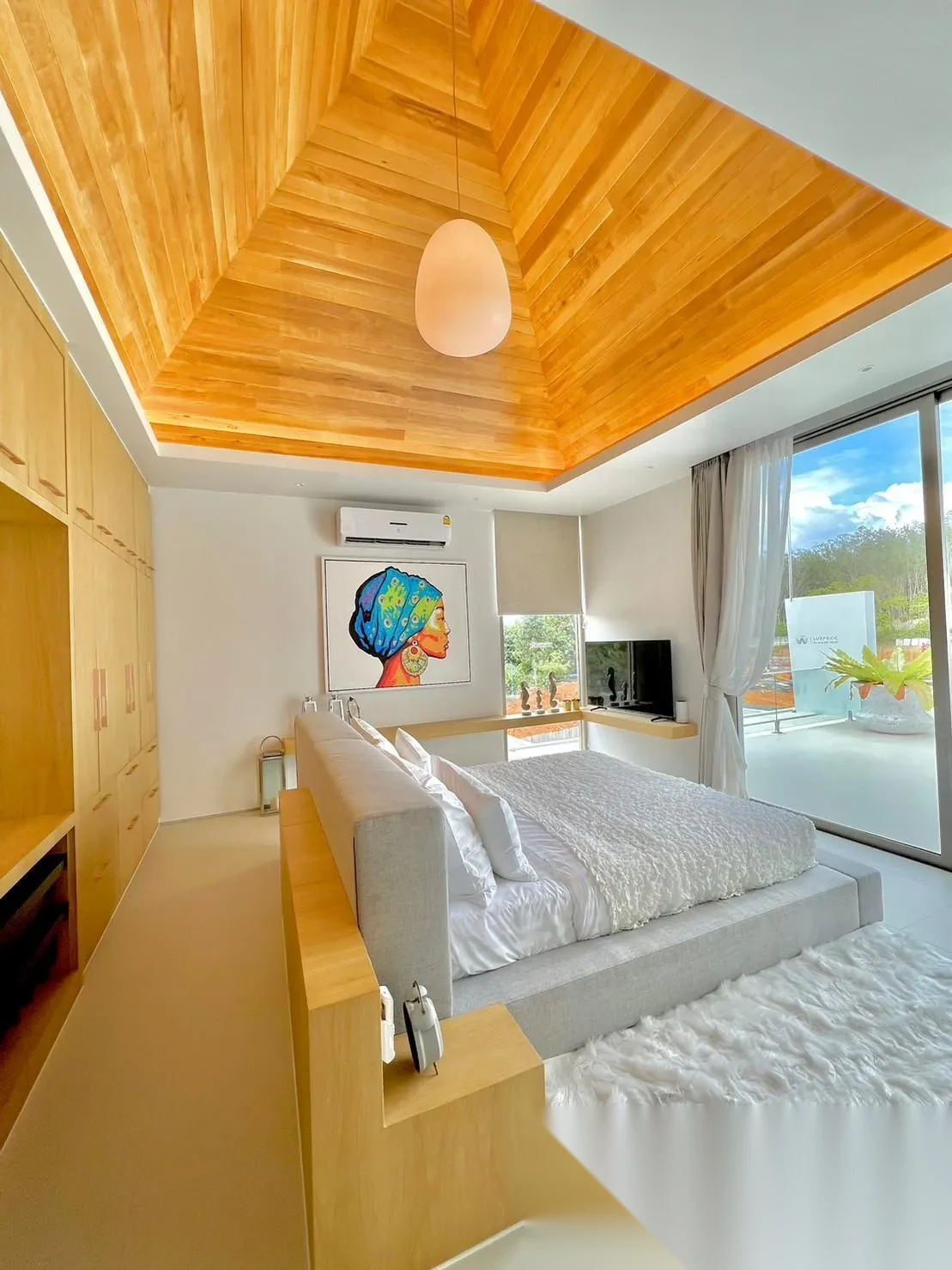 3 Bedroom Villa for rent at LuxPride by Wallaya Villas complex · Si Sunthon · Pool View — photo 11