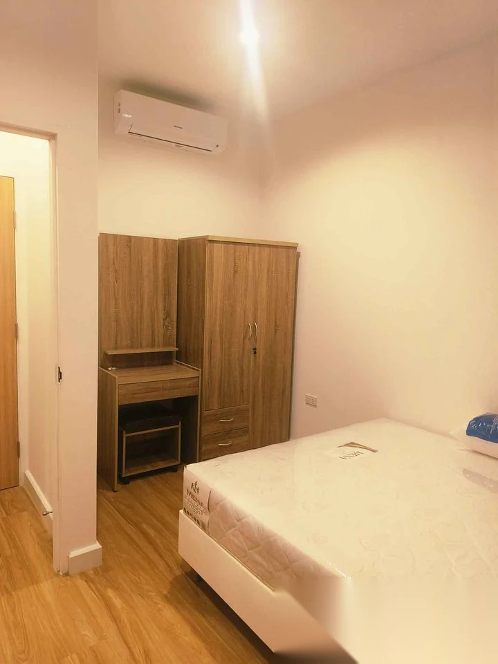 Таунхаус 2BR в комплексе Redwood House Yachan · Теп Красаттри · Вид в сад — фото 6