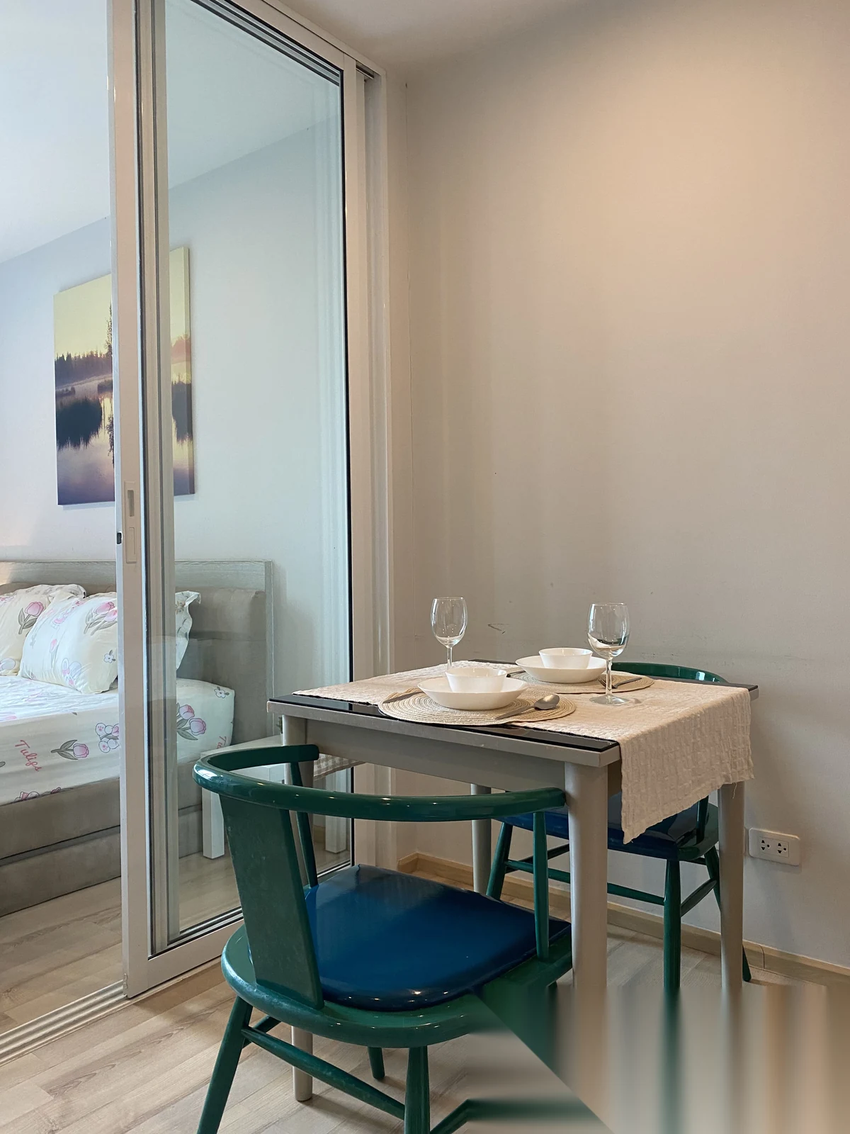 Апартаменты 1BR в ЖК The Base Height · Пхукет-таун · Вид на бассейн — фото 3