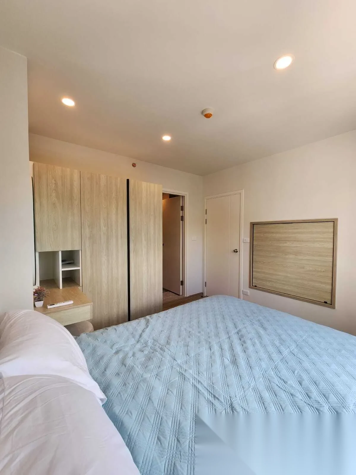 Апартаменты 1BR в ЖК Phyll Phuket by Central Pattana · Вичит · Выход к бассейну — фото 7