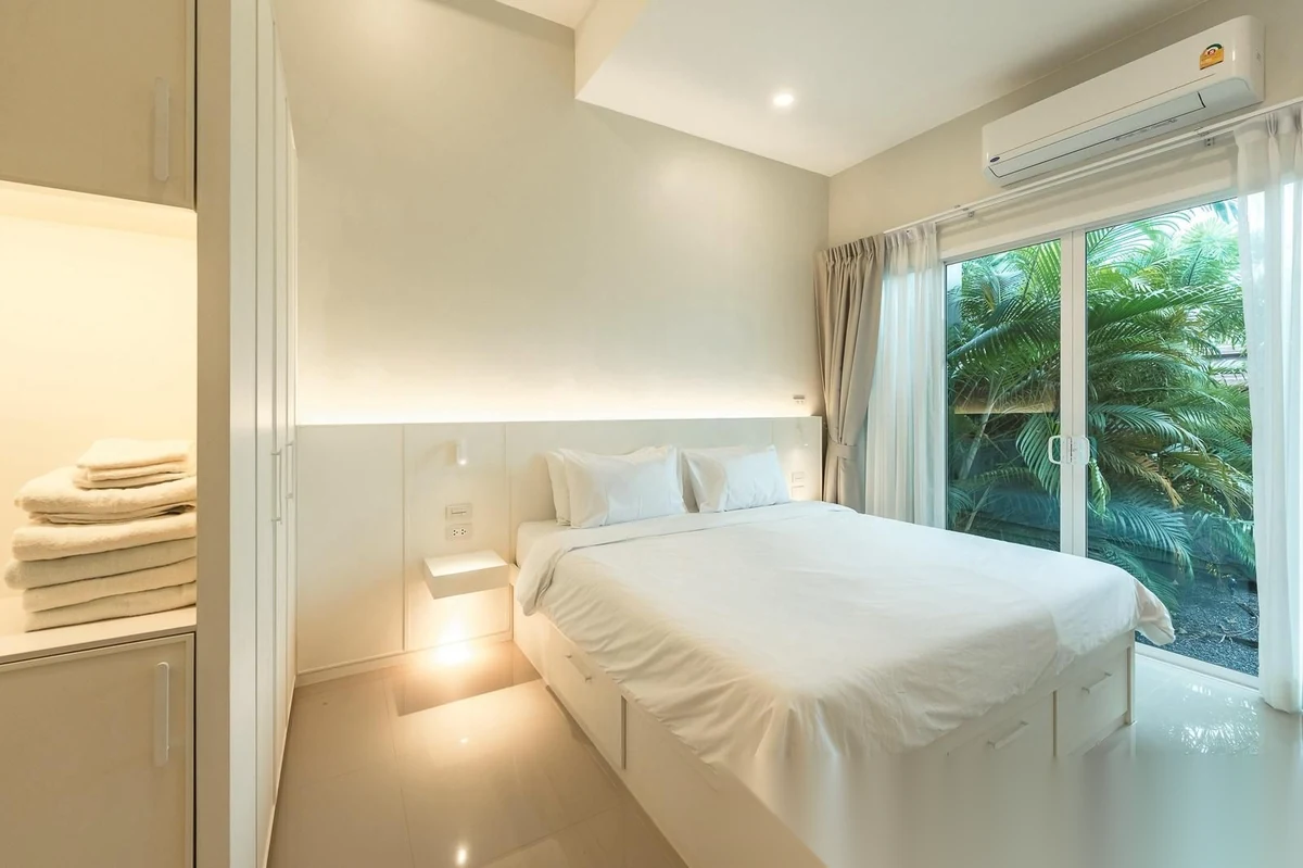 2 Bedroom House for rent at Ananda Lake View complex · Thep Krasattri · Garden View — photo 3
