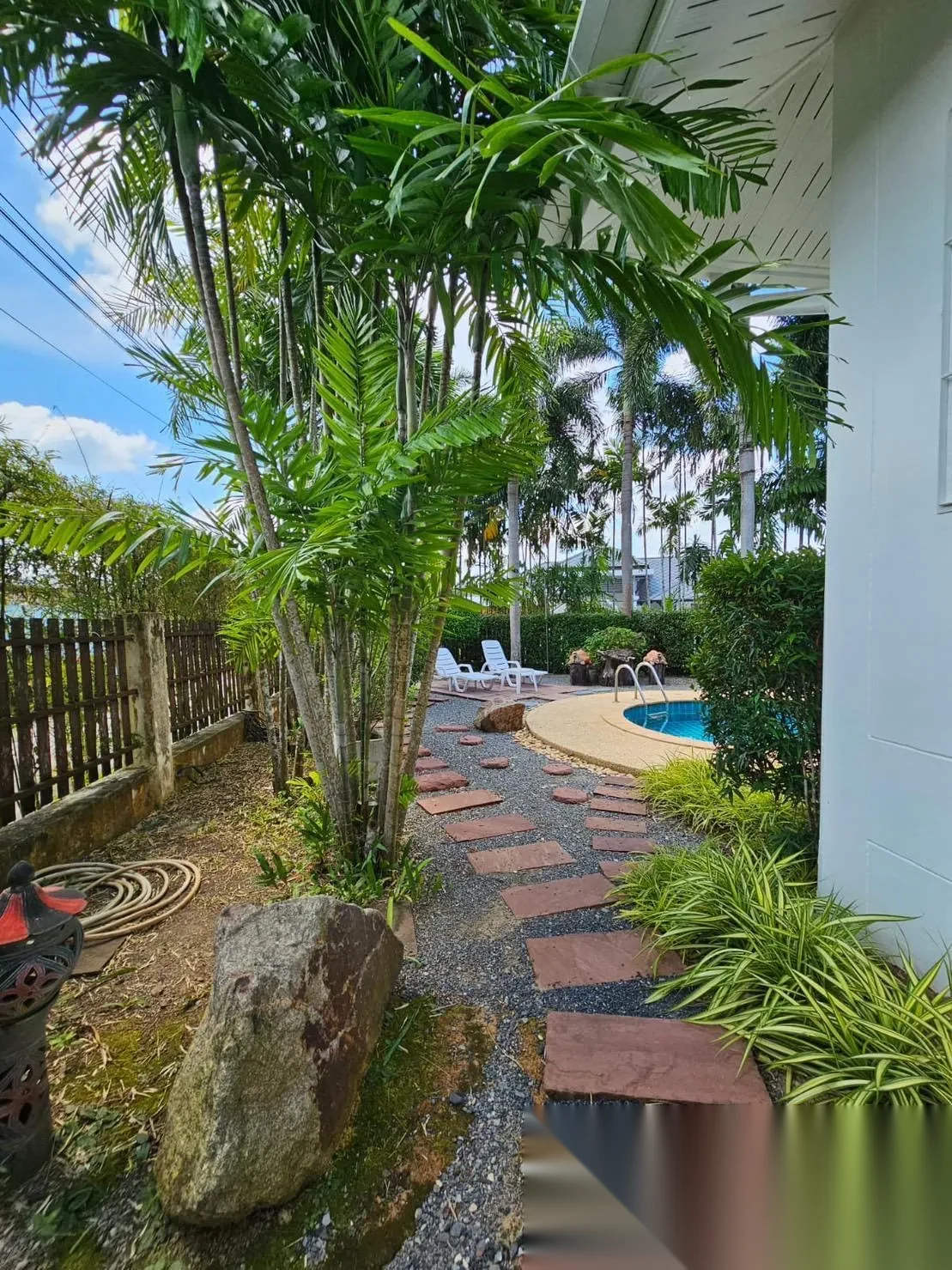 3 Bedroom Villa for rent at Baan Suan Neramit 5 complex · Si Sunthon · Pool View — photo 3