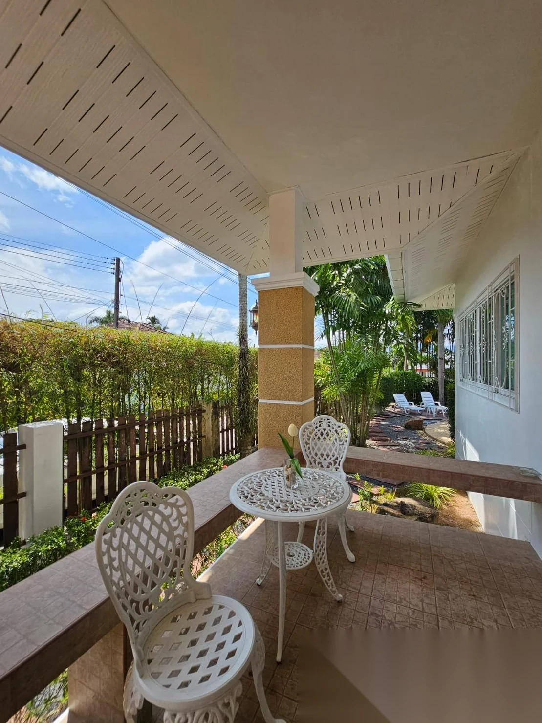 3 Bedroom Villa for rent at Baan Suan Neramit 5 complex · Si Sunthon · Pool View — photo 5