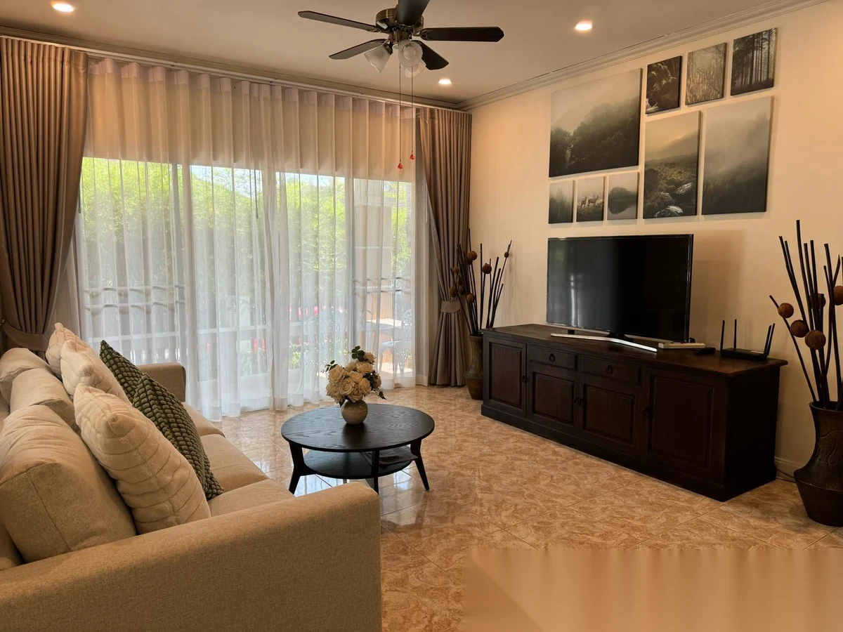 3 Bedroom Villa for rent at Baan Suan Neramit 5 complex · Si Sunthon · Pool View — photo 6