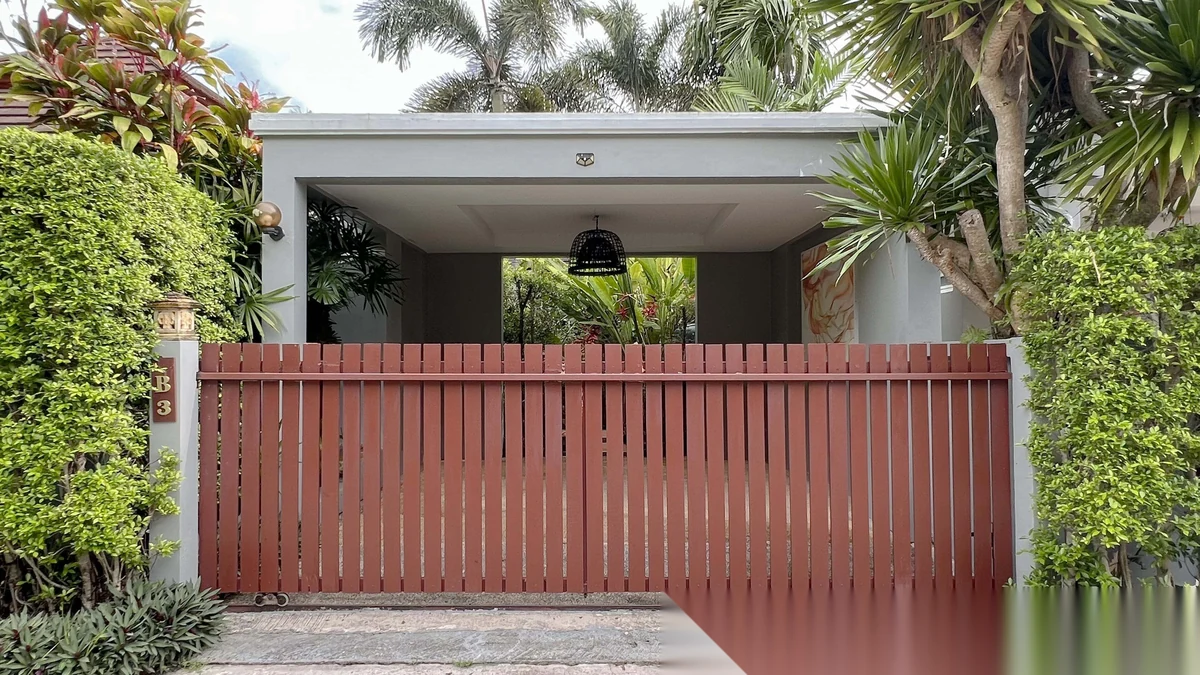 Вилла 2BR в комплексе De Palm Pool Villa · Теп Красаттри · Вид на озеро — фото 11