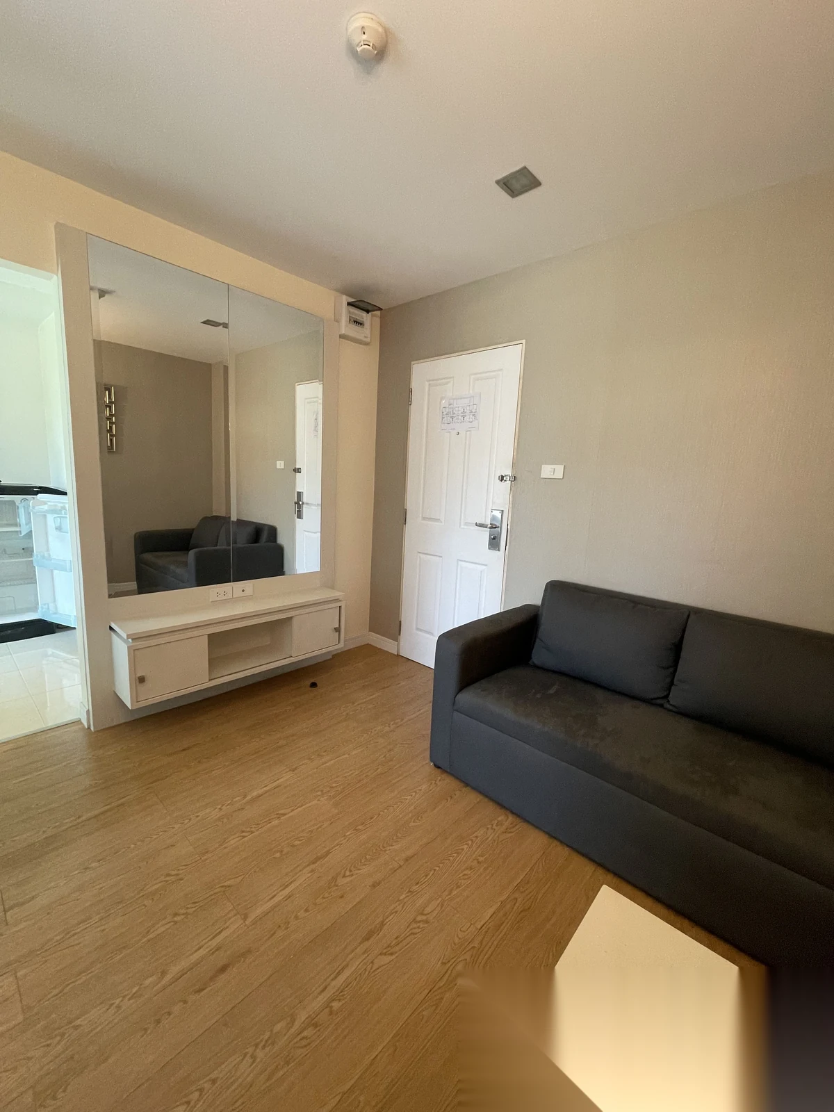 1 Bedroom Apartment for rent at Bhukitta Airport Condominium complex · Sakhu · Garden View — photo 6