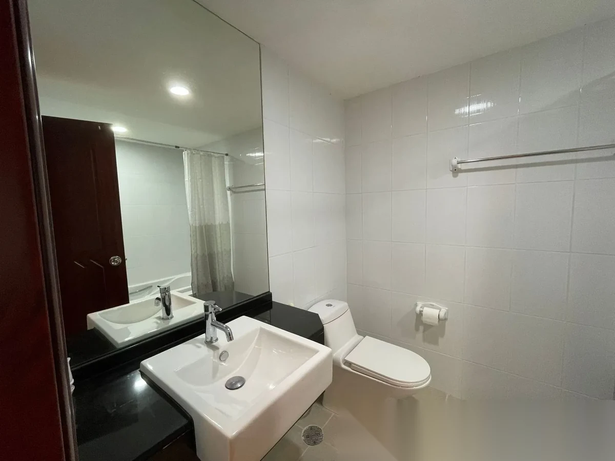 Апартаменты 2BR в ЖК Royal Place · Кату · Вид на бассейн — фото 20