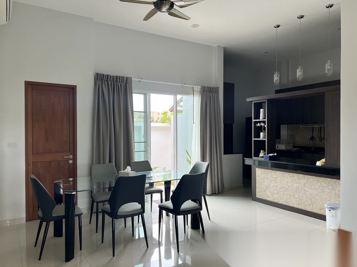 4 Bedroom House for rent at Ananda Lake View complex · Thep Krasattri · Pool View — photo 11