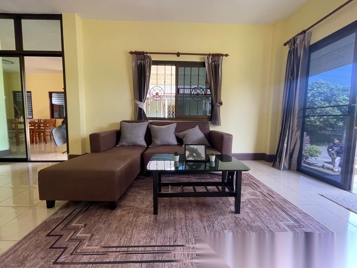 3 Bedroom House for rent at Baan Suan Neramit 5 complex · Si Sunthon · Garden View — photo 3