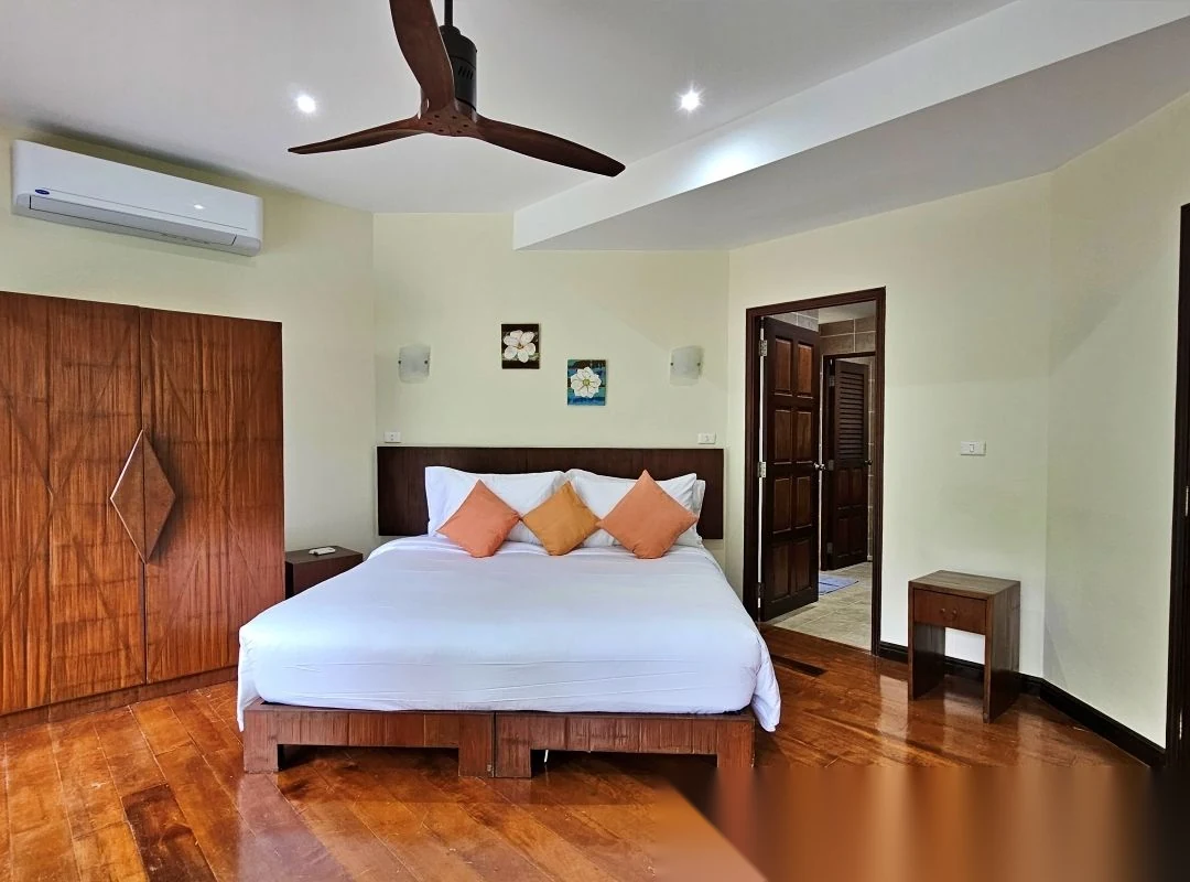 3 Bedroom Villa for sale at Loch Palm Golf Club complex · Kathu · Golf Course View — photo 4