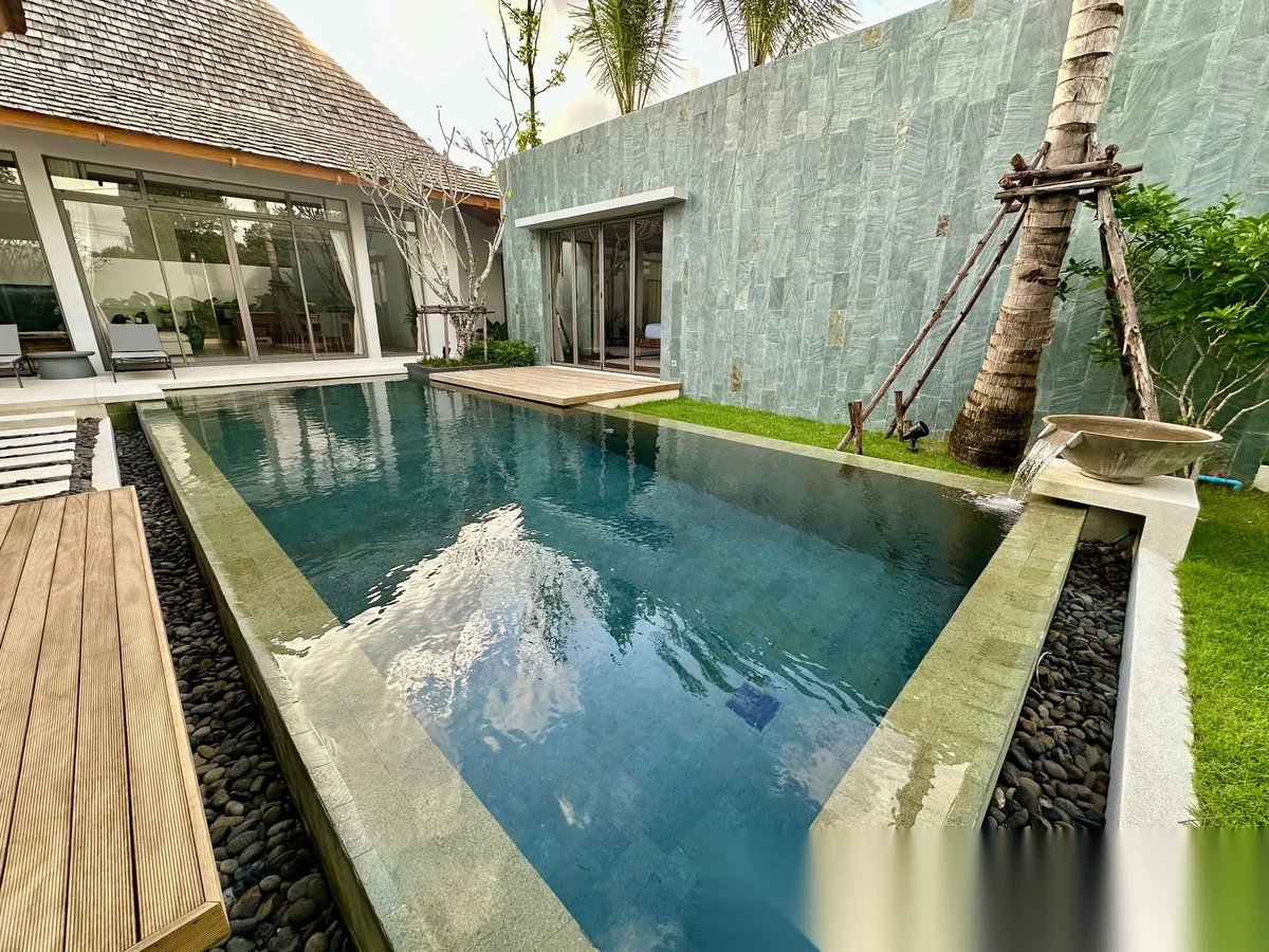 3 Bedroom Villa for rent at Anchan Flora complex · Thep Krasattri · Pool View — photo 3
