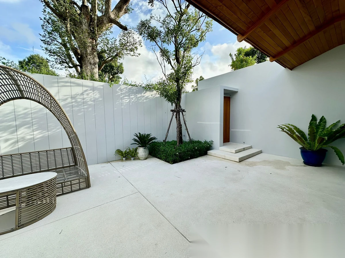 3 Bedroom Villa for rent at Anchan Flora complex · Thep Krasattri · Pool View — photo 6