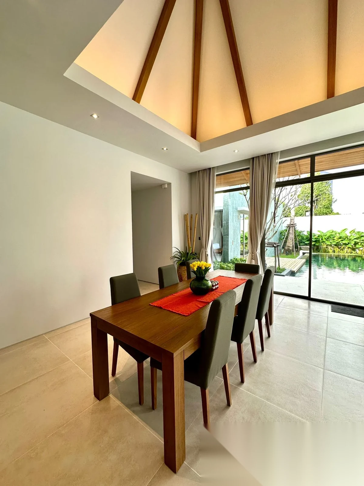 3 Bedroom Villa for rent at Anchan Flora complex · Thep Krasattri · Pool View — photo 11