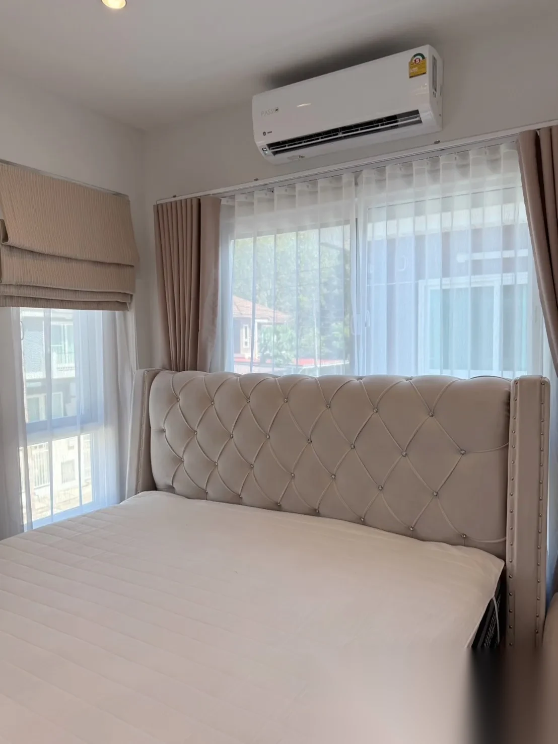 Дом 3BR в комплексе Supalai Bella Thalang Phuket · Теп Красаттри · Вид в сад — фото 11