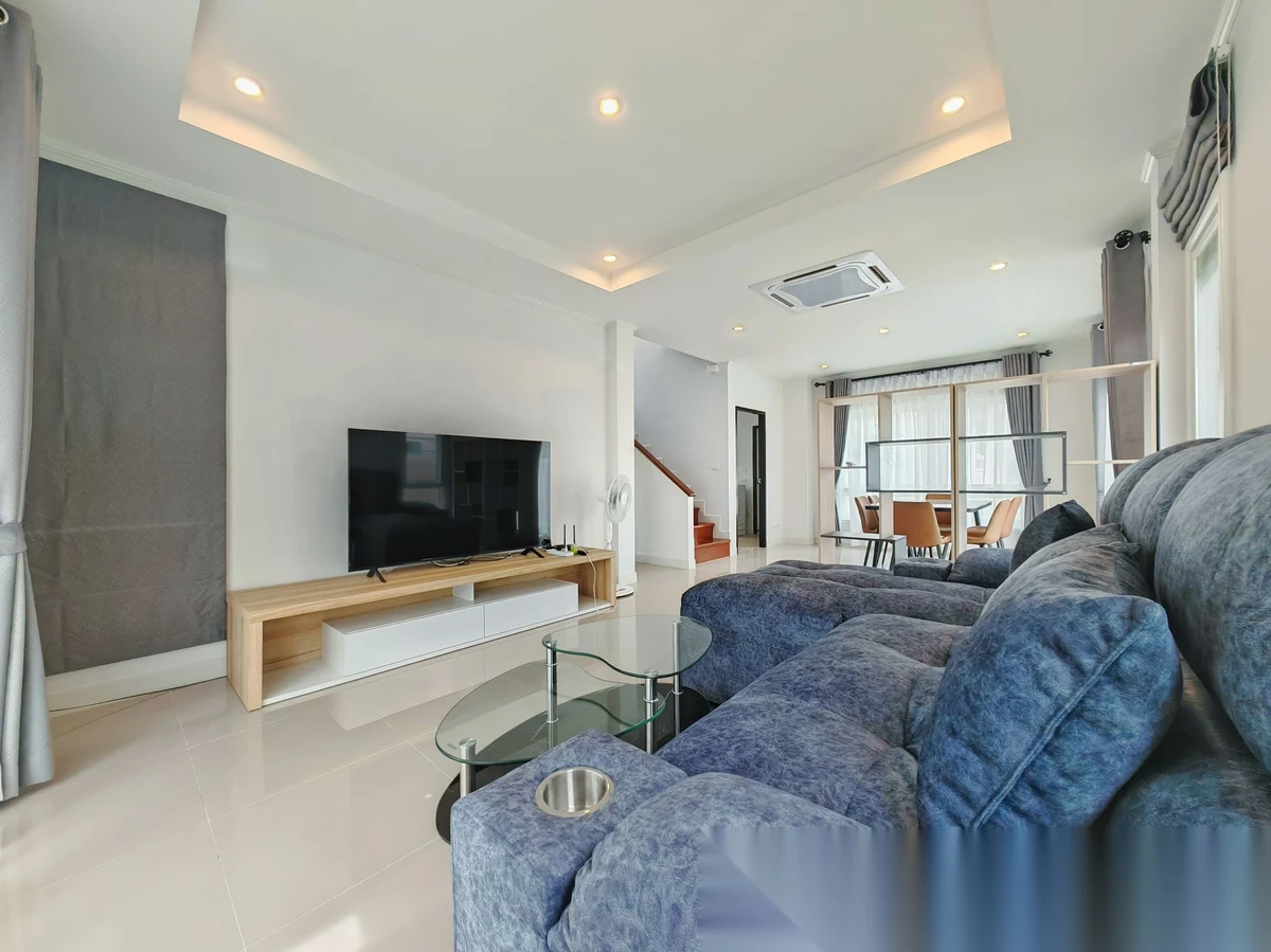 3 Bedroom House for rent at Supalai Essence Phuket complex · Si Sunthon · Garden View — photo 3