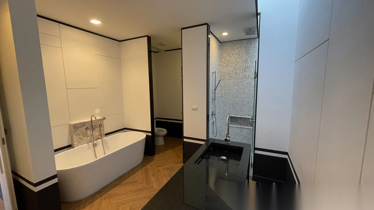 Вилла 2BR в комплексе Mono Luxury Villa Pasak · Си Сунтон · Вид на бассейн — фото 12