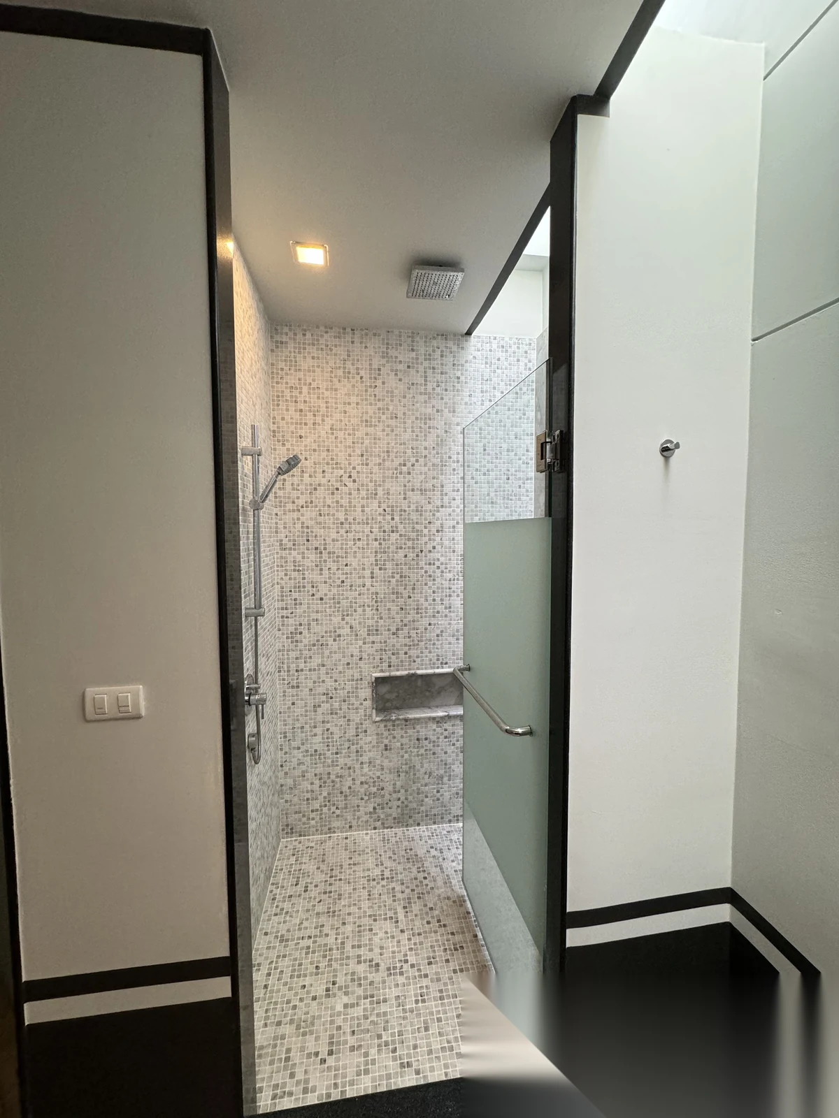3 Bedroom Villa for rent at Mono Luxury Villa Pasak complex · Si Sunthon · Pool View — photo 10