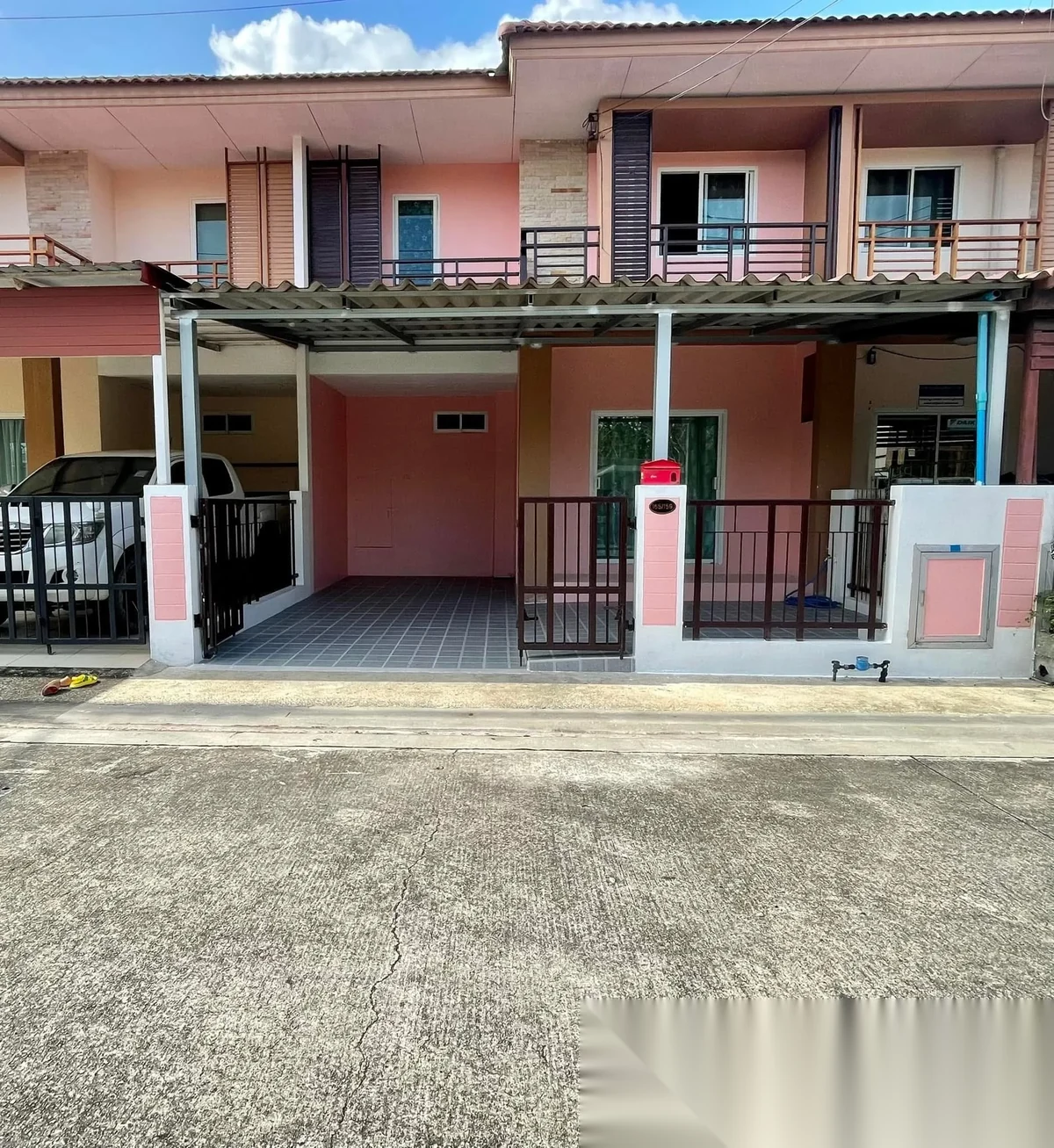 4 Bedroom Townhouse for rent at iLeaf Town 1 complex · Si Sunthon · Garden View — photo 12